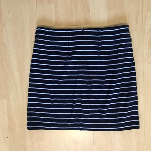 Guess Striped Navy Mini Skirt with Gold Detailing - Picture 2 of 3